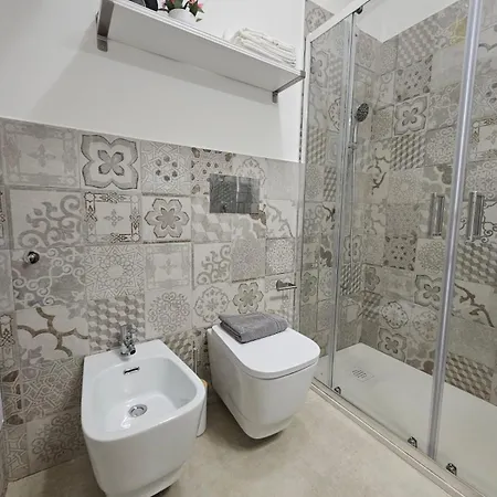 Apartment Bilocale In Con Piscine