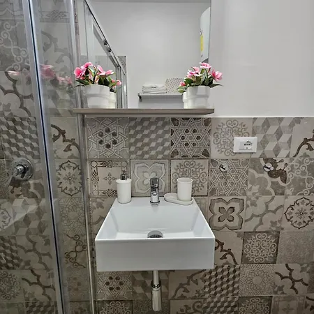 Bilocale In Con Piscine